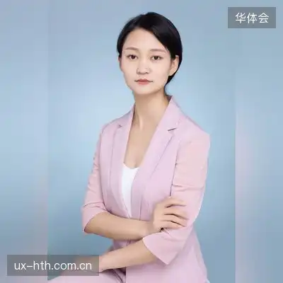 李小曼